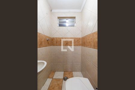 Casa à venda com 350m², 3 quartos e 4 vagasBanheiro de serviço 2