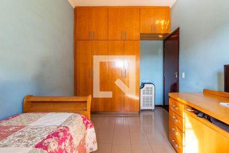 Casa à venda com 350m², 3 quartos e 4 vagasQuarto 2