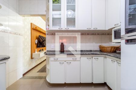 Casa à venda com 350m², 3 quartos e 4 vagasCozinha