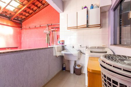 Casa à venda com 350m², 3 quartos e 4 vagasÁrea de Serviço