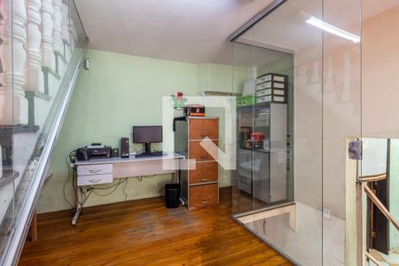 Casa à venda com 350m², 3 quartos e 4 vagasEscritório