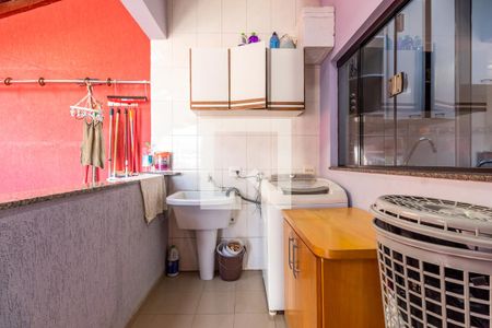 Casa à venda com 350m², 3 quartos e 4 vagasÁrea de Serviço