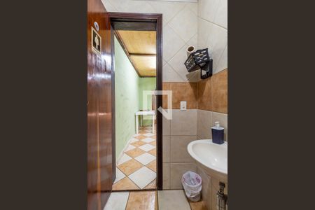 Casa à venda com 350m², 3 quartos e 4 vagasBanheiro de serviço 2