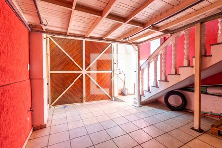 Casa à venda com 350m², 3 quartos e 4 vagasGaragem
