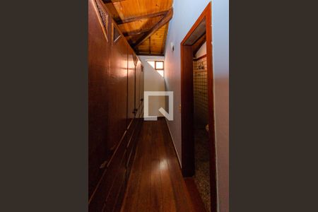 Casa à venda com 230m², 3 quartos e 2 vagas Casa à venda com 230m², 3 quartos e 2 vagasSuíte