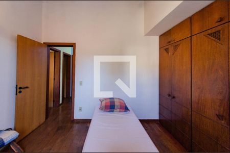 Quarto 1 de casa à venda com 3 quartos, 230m² em Luxemburgo, Belo Horizonte