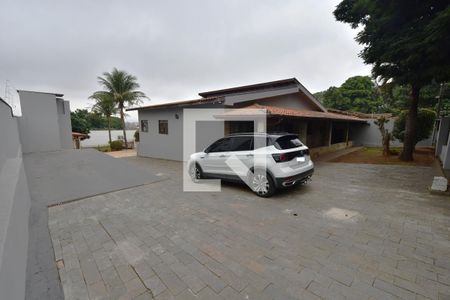 Casa para alugar com 1000m², 3 quartos e 6 vagasGaragem