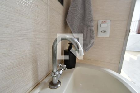 Casa para alugar com 1000m², 3 quartos e 6 vagasBanheiro 5