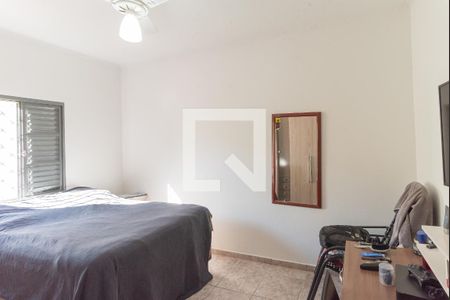 Casa à venda com 292m², 3 quartos e 4 vagasCasa 2- Quarto 2