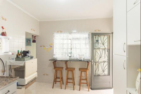 Casa à venda com 292m², 3 quartos e 4 vagasCasa 2- Cozinha