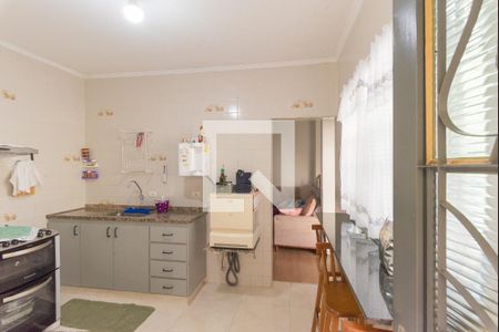 Casa à venda com 292m², 3 quartos e 4 vagasCasa 2- Cozinha