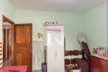 Casa à venda com 292m², 3 quartos e 4 vagasCasa 2- Quarto 1