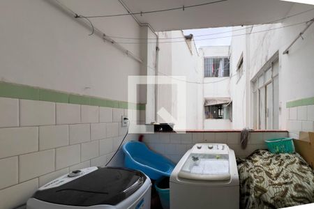 Apartamento à venda com 74m², 1 quarto e sem vaga Apartamento à venda com 74m², 1 quarto e sem vagaCozinha e área de serviço