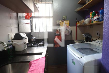 Apartamento à venda com 45m², 2 quartos e 1 vagaCozinha e Área de Serviço