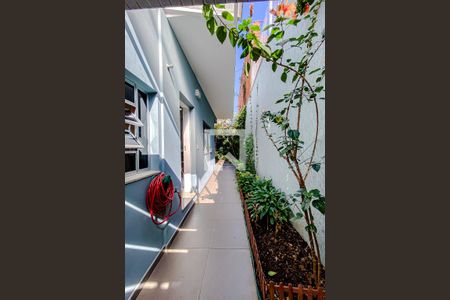 Casa à venda com 266m², 3 quartos e 2 vagasÁrea externa