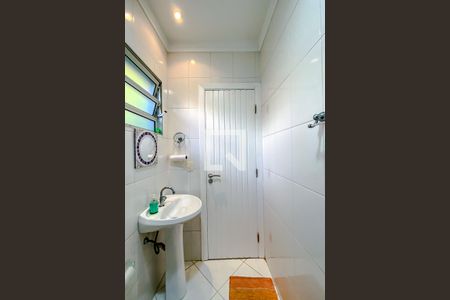 Casa à venda com 266m², 3 quartos e 2 vagasBanheiro