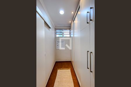 Casa à venda com 266m², 3 quartos e 2 vagasQuarto 3 - Armários