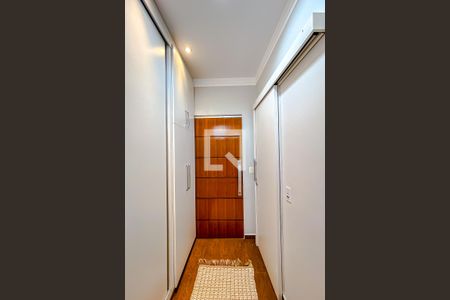 Casa à venda com 266m², 3 quartos e 2 vagasQuarto 3 - Armários