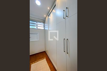 Casa à venda com 266m², 3 quartos e 2 vagasQuarto 3 - Armários