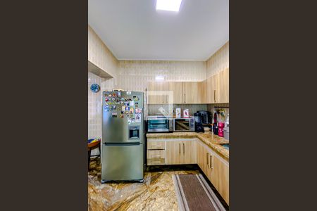 Casa à venda com 266m², 3 quartos e 2 vagasCozinha