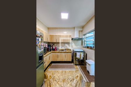 Casa à venda com 266m², 3 quartos e 2 vagasCozinha