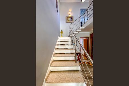 Casa à venda com 266m², 3 quartos e 2 vagasHall