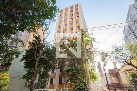 Apartamento à venda com 106m², 3 quartos e 1 vaga Apartamento à venda com 106m², 3 quartos e 1 vagaFachada