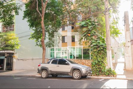 Apartamento à venda com 106m², 3 quartos e 1 vaga Apartamento à venda com 106m², 3 quartos e 1 vagaEntrada