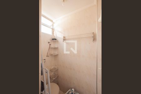 Apartamento à venda com 106m², 3 quartos e 1 vaga Apartamento à venda com 106m², 3 quartos e 1 vagaBanheiro de serviço