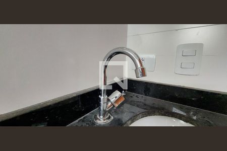 Apartamento à venda com 78m², 3 quartos e 2 vagas Apartamento à venda com 78m², 3 quartos e 2 vagasBanheiro 2