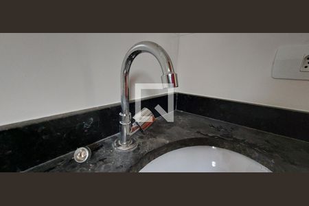 Apartamento à venda com 78m², 3 quartos e 2 vagasBanheiro 2