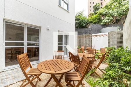 Apartamento para alugar com 25m², 1 quarto e 1 vagaÁrea comum - Salão de festas