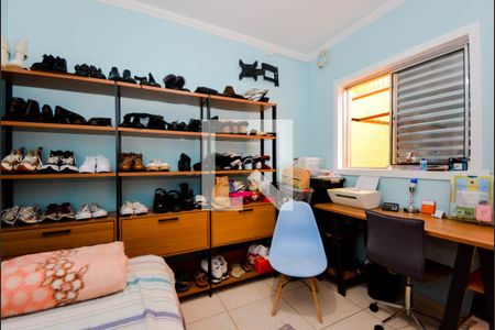 Casa à venda com 159m², 4 quartos e 2 vagasQuarto de Serviço