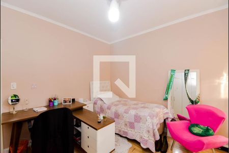 Casa à venda com 159m², 4 quartos e 2 vagasQuarto 2