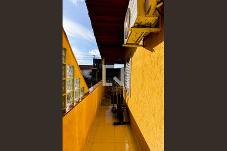 Casa à venda com 159m², 4 quartos e 2 vagas Casa à venda com 159m², 4 quartos e 2 vagasVaranda do Quarto 2