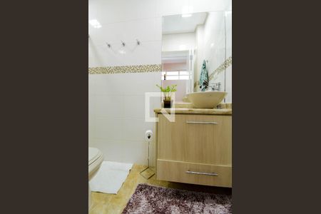 Casa à venda com 159m², 4 quartos e 2 vagasBanheiro Social 1