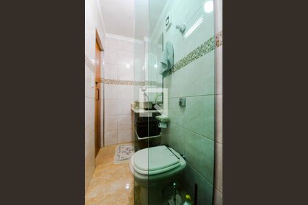 Casa à venda com 159m², 4 quartos e 2 vagas Casa à venda com 159m², 4 quartos e 2 vagasBanheiro Social 2