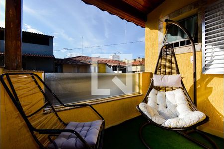 Casa à venda com 159m², 4 quartos e 2 vagas Casa à venda com 159m², 4 quartos e 2 vagasVaranda do Quarto 2