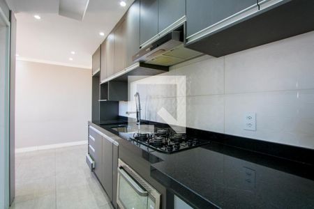 Apartamento à venda com 32m², 2 quartos e 1 vaga Apartamento à venda com 32m², 2 quartos e 1 vagaCozinha/Área de serviço