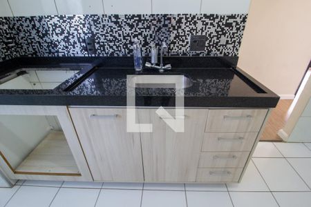 Cozinha de apartamento para alugar com 2 quartos, 51m² em Jardim Tatiana, Votorantim