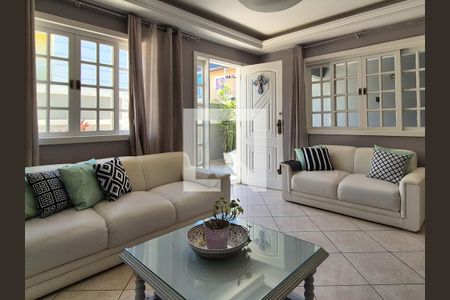 Sala de casa de condomínio à venda com 4 quartos, 234m² em Vargem Pequena, Rio de Janeiro