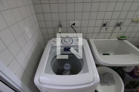 Casa à venda com 250m², 4 quartos e 4 vagasÁrea de Serviço