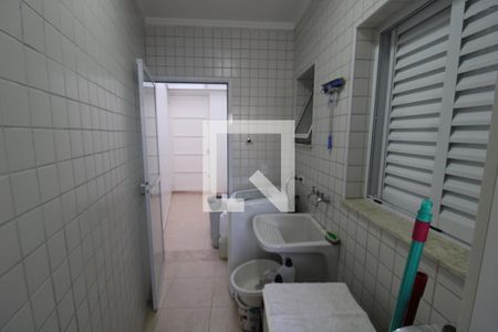 Casa à venda com 250m², 4 quartos e 4 vagasÁrea de Serviço