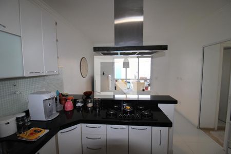 Casa à venda com 250m², 4 quartos e 4 vagasCozinha