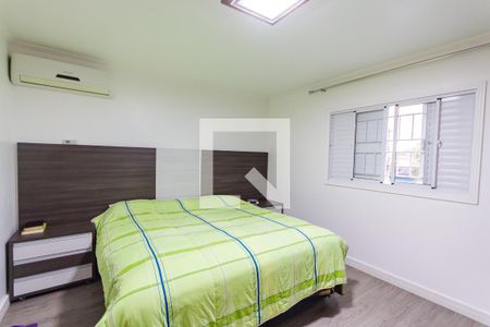 Casa à venda com 172m², 3 quartos e 2 vagas Casa à venda com 172m², 3 quartos e 2 vagasSuíte