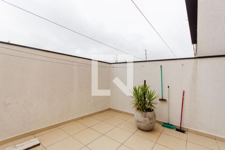 Casa à venda com 172m², 3 quartos e 2 vagas Casa à venda com 172m², 3 quartos e 2 vagasQuintal