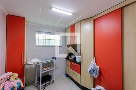 Casa à venda com 172m², 3 quartos e 2 vagas Casa à venda com 172m², 3 quartos e 2 vagasQuarto de Serviço