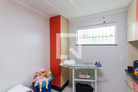 Casa à venda com 172m², 3 quartos e 2 vagas Casa à venda com 172m², 3 quartos e 2 vagasQuarto de Serviço