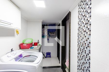 Casa à venda com 172m², 3 quartos e 2 vagas Casa à venda com 172m², 3 quartos e 2 vagasÁrea de Serviço