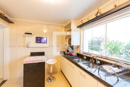 Casa à venda com 172m², 3 quartos e 2 vagas Casa à venda com 172m², 3 quartos e 2 vagasCozinha